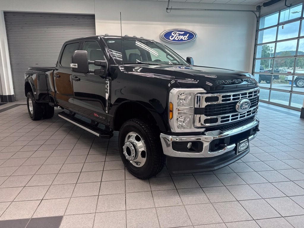 2027 Ford F-350SD XLT DRW