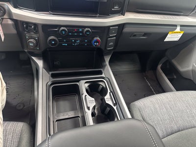 2027 Ford F-350SD XLT DRW