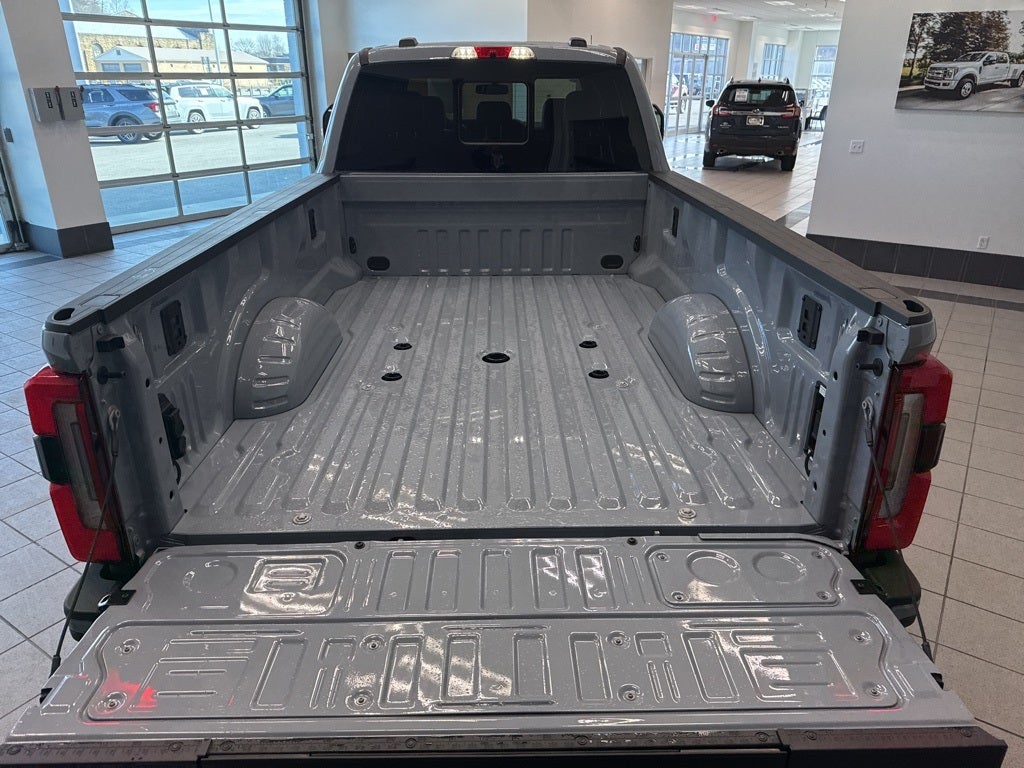 2026 Ford F-350SD Platinum DRW