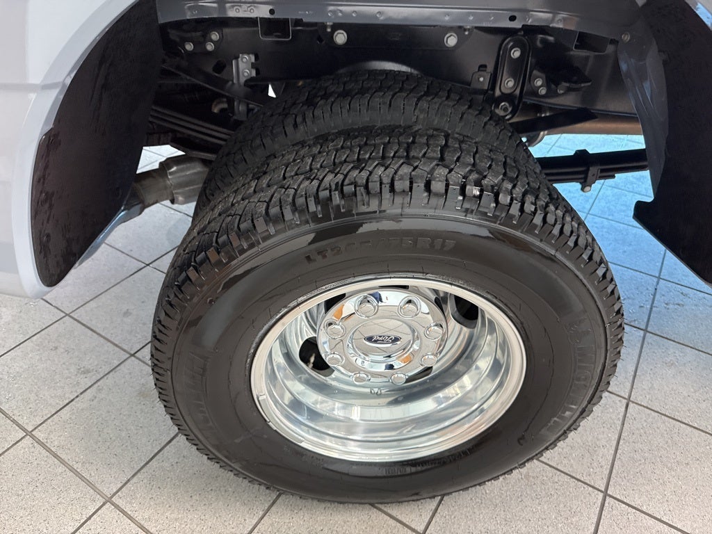 2026 Ford F-350SD Platinum DRW