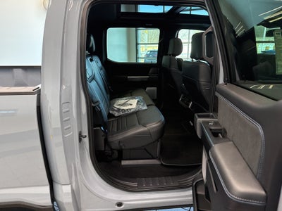 2026 Ford F-350SD Platinum DRW