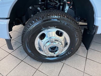 2026 Ford F-350SD Platinum DRW