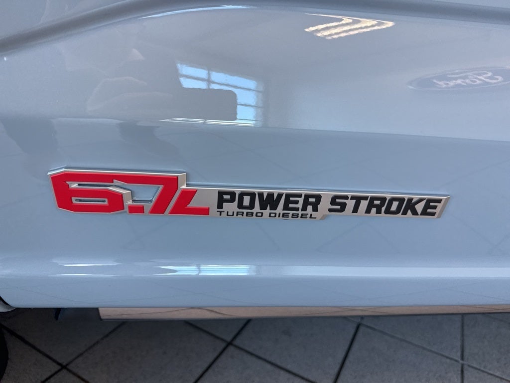 2026 Ford F-350SD Platinum DRW