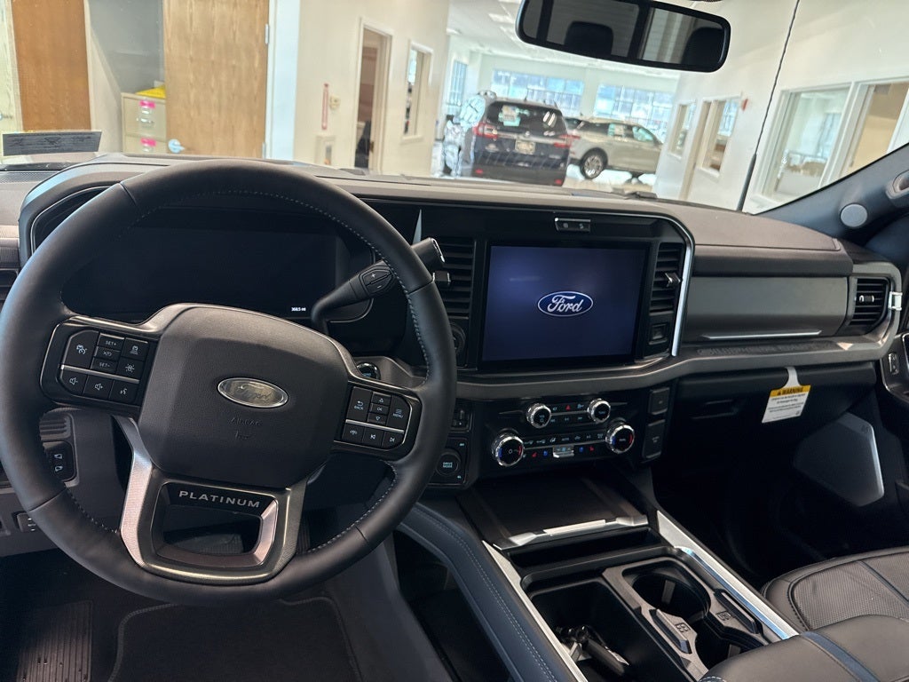 2026 Ford F-350SD Platinum DRW