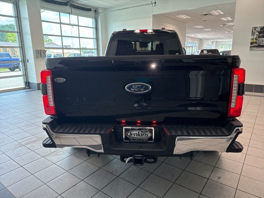 2026 Ford F-350SD Lariat DRW