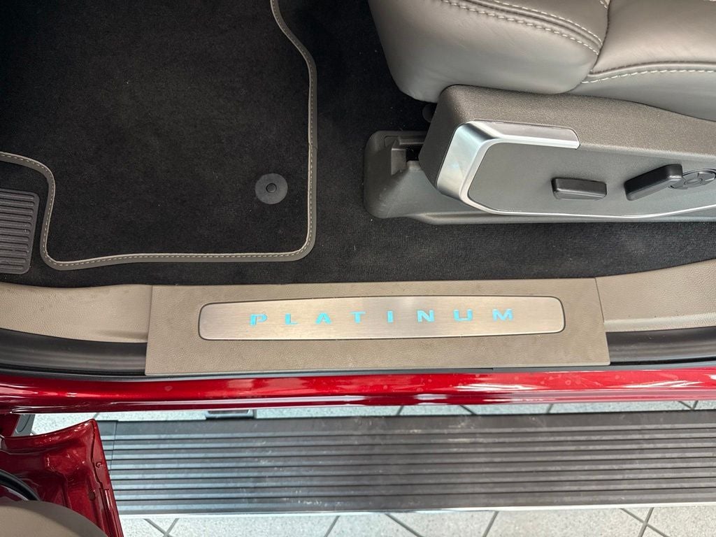 2026 Ford F-350SD Platinum DRW