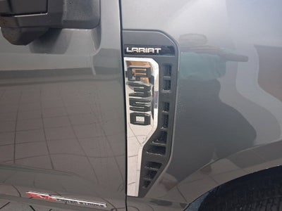 2027 Ford F-350SD Lariat DRW