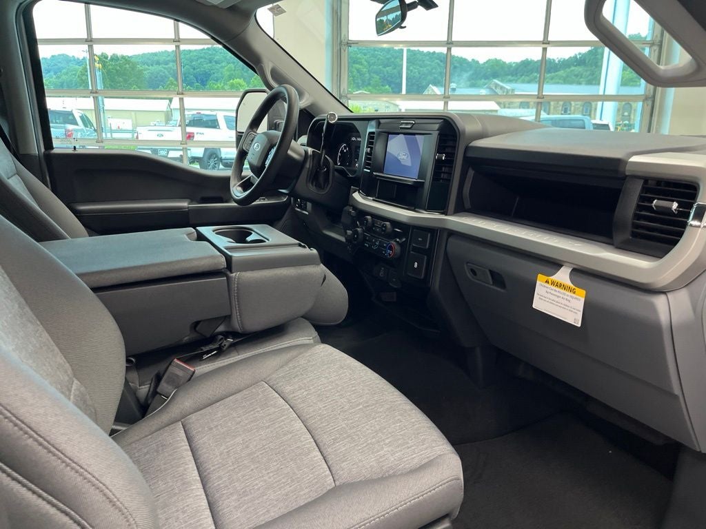 2026 Ford F-350SD DRW