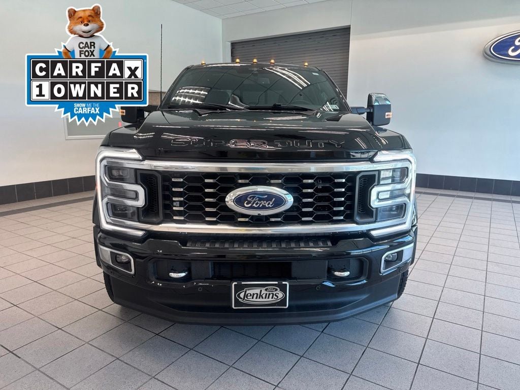 2023 Ford F-450SD Platinum DRW