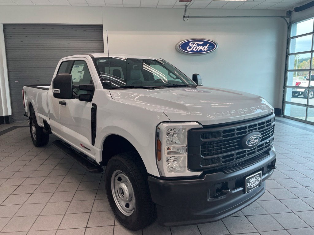 2027 Ford F-350SD XL