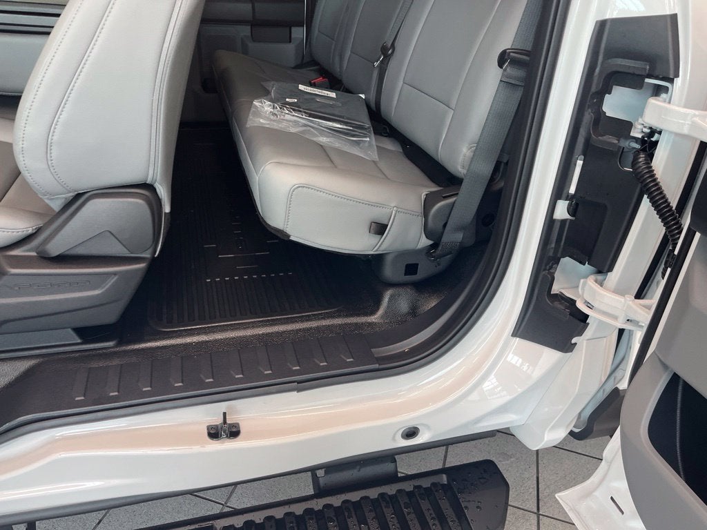 2027 Ford F-350SD XL