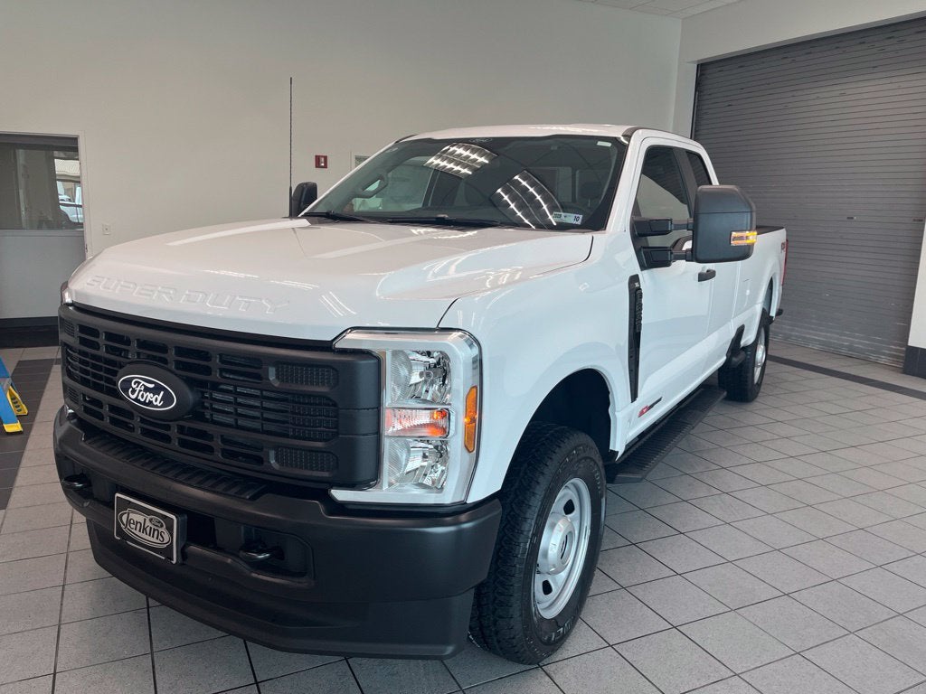 2027 Ford F-350SD XL