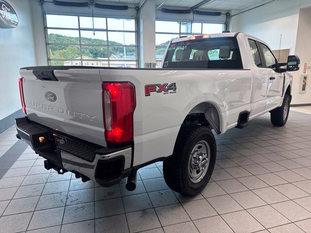 2027 Ford F-350SD XL
