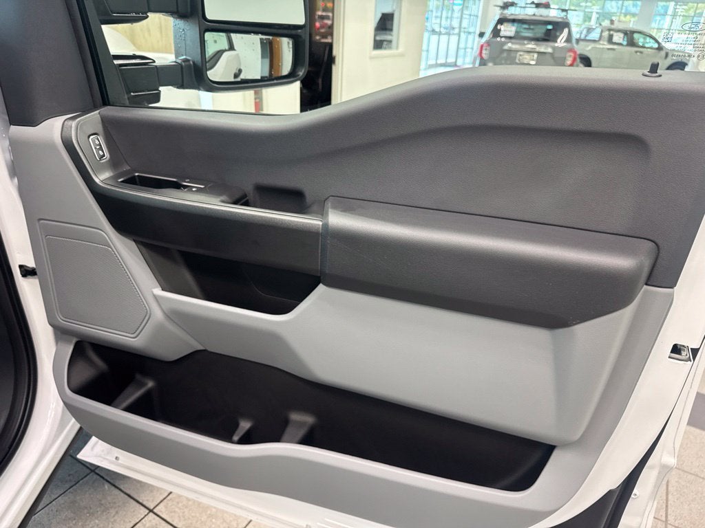 2027 Ford F-350SD XL