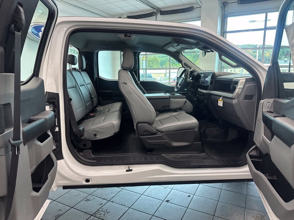 2027 Ford F-350SD XL