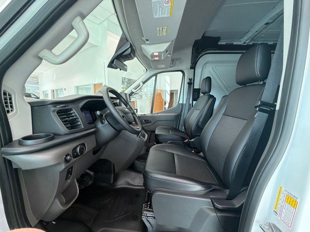 2027 Ford Transit-250 Base