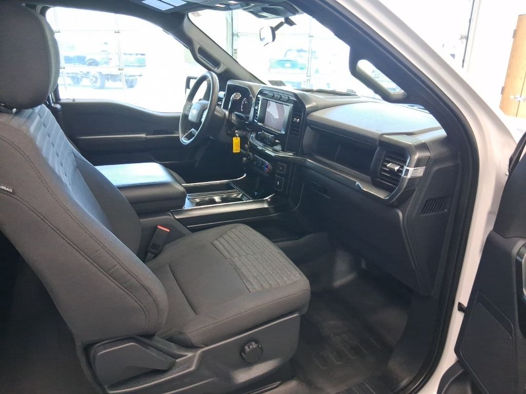 2023 Ford F-150 XL STX