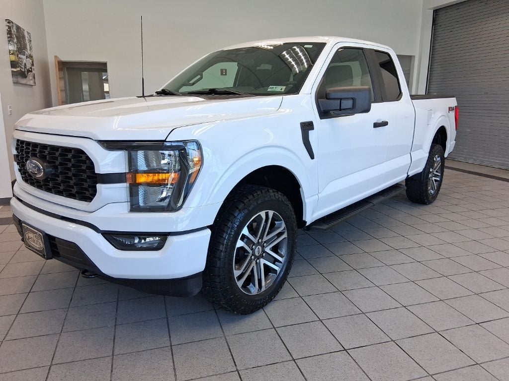 2023 Ford F-150 XL STX