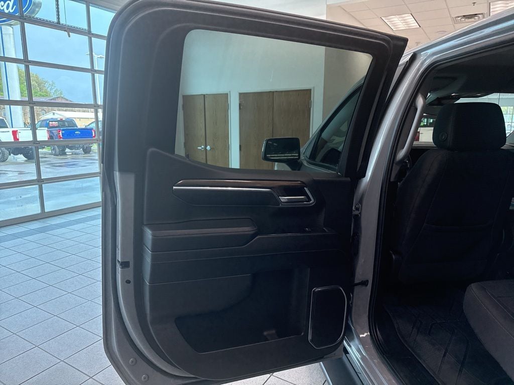 2024 Chevrolet Silverado 1500 LT LT1