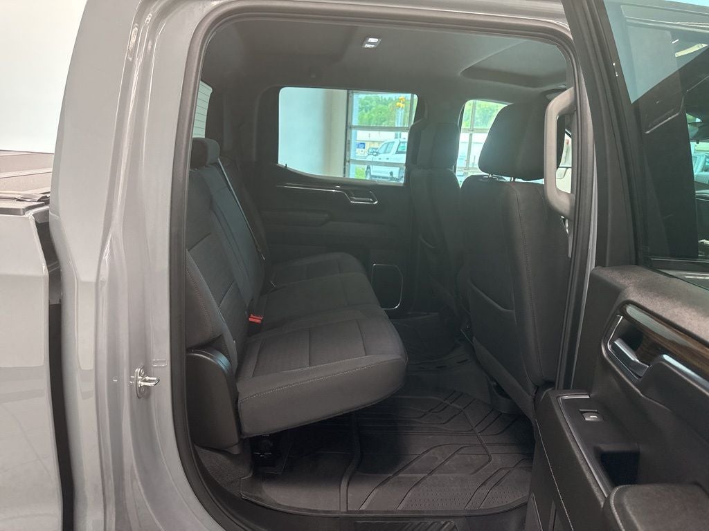 2024 Chevrolet Silverado 1500 LT LT1