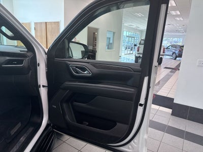 2023 Chevrolet Suburban LT