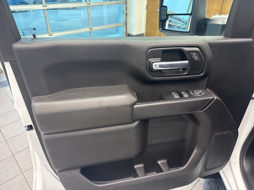 2023 GMC Sierra 2500HD Pro