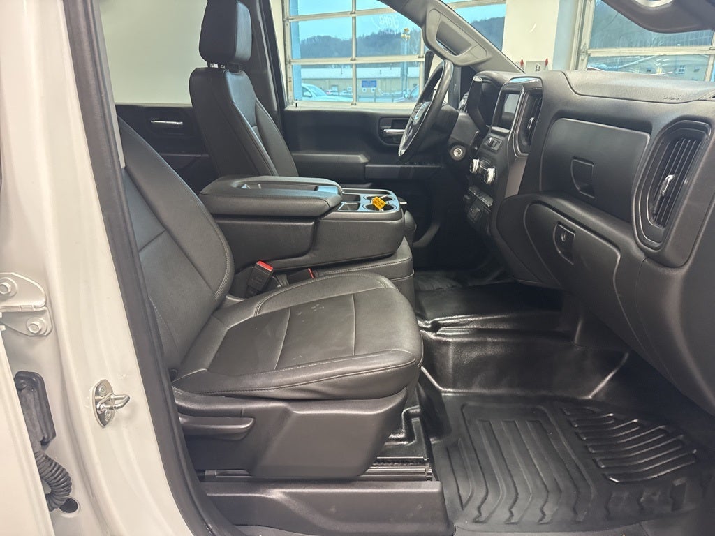 2023 GMC Sierra 2500HD Pro