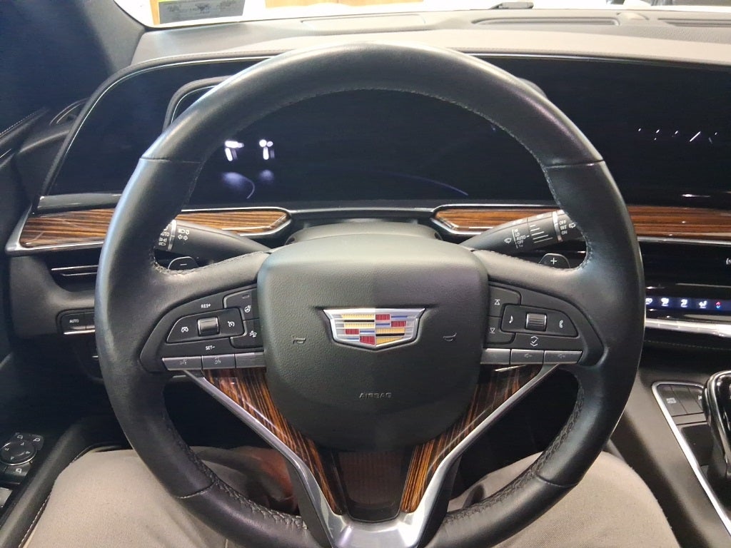 2022 Cadillac Escalade Luxury