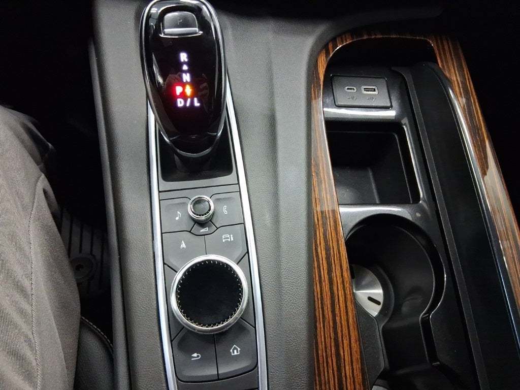 2022 Cadillac Escalade Luxury