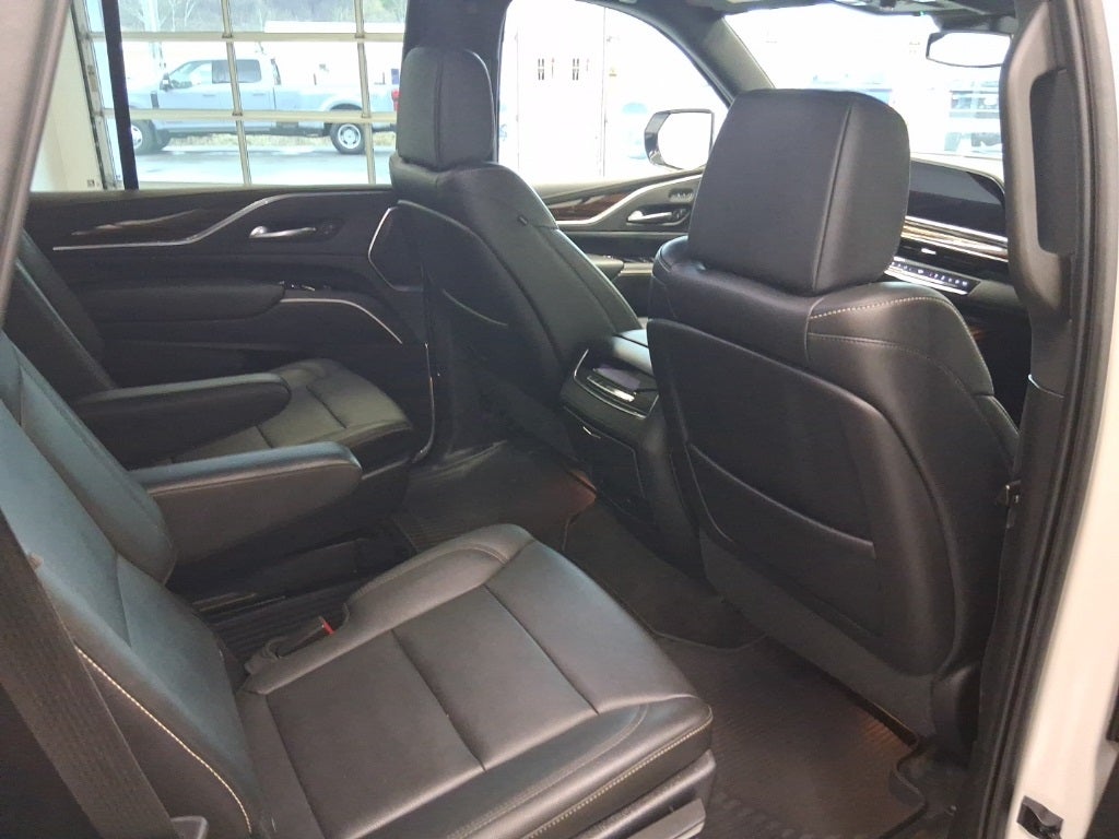 2022 Cadillac Escalade Luxury