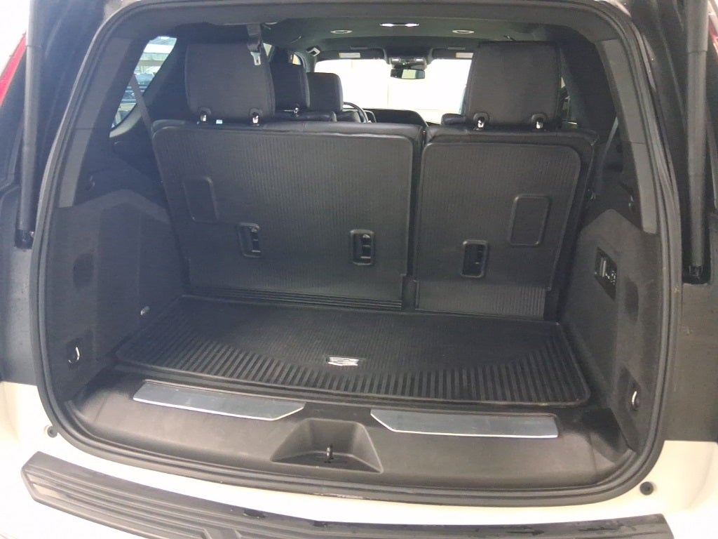 2022 Cadillac Escalade Luxury