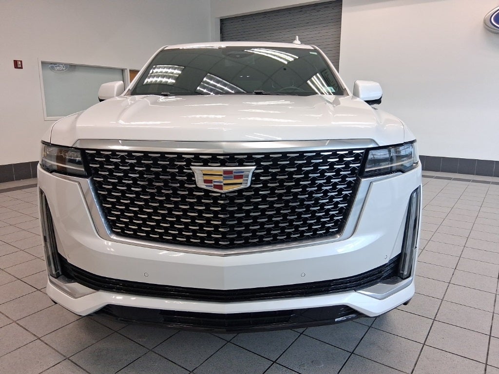 2022 Cadillac Escalade Luxury