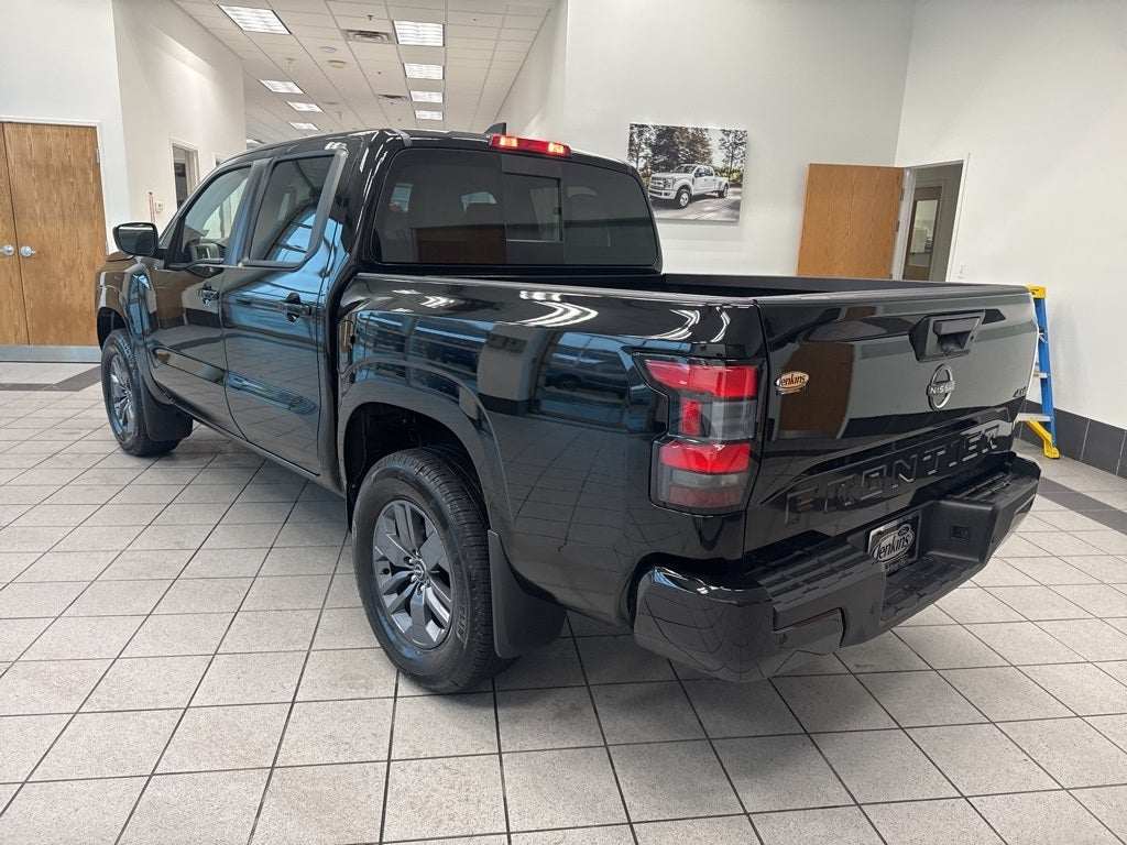 2025 Nissan Frontier SV