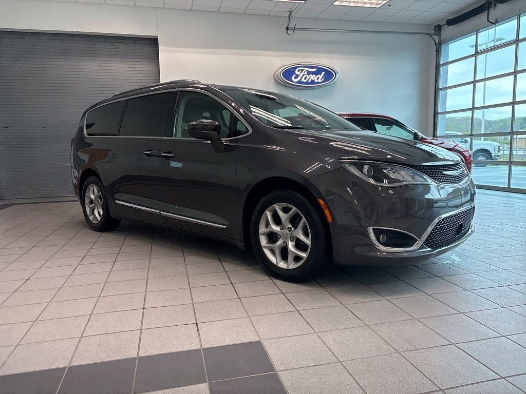 2019 Chrysler Pacifica Touring L Plus
