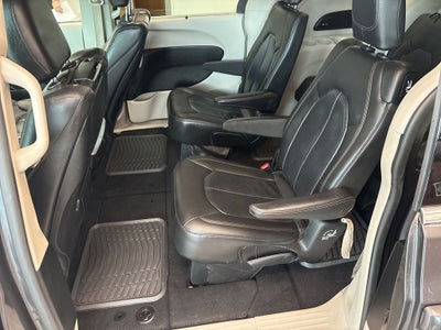 2019 Chrysler Pacifica Touring L Plus