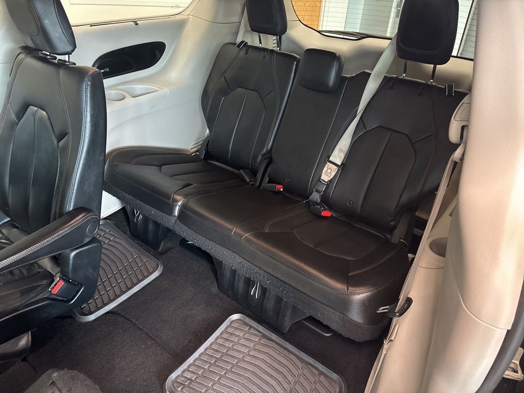 2019 Chrysler Pacifica Touring L Plus