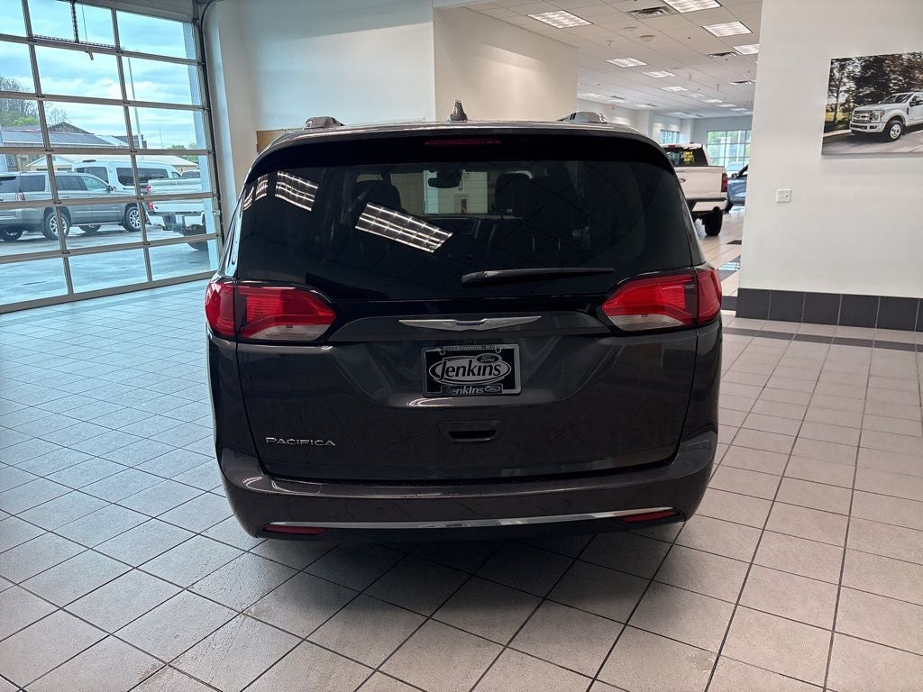 2019 Chrysler Pacifica Touring L Plus