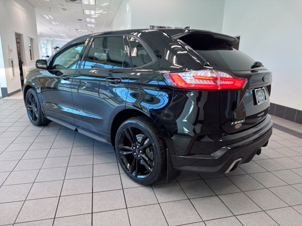 2020 Ford Edge ST