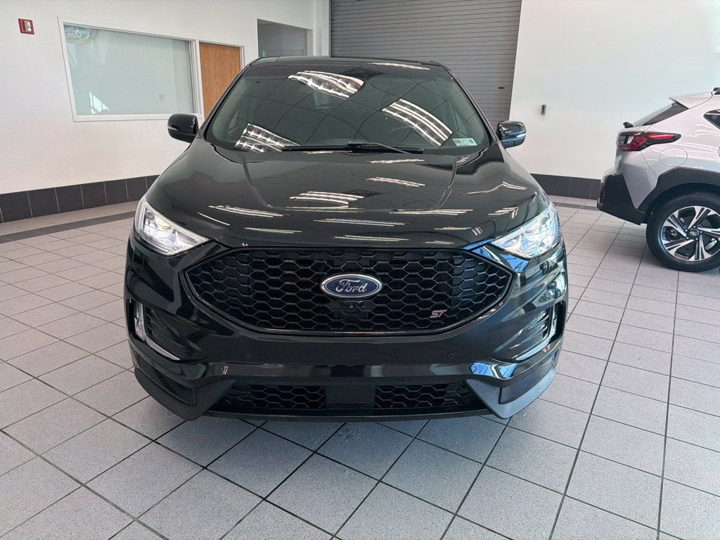 2020 Ford Edge ST