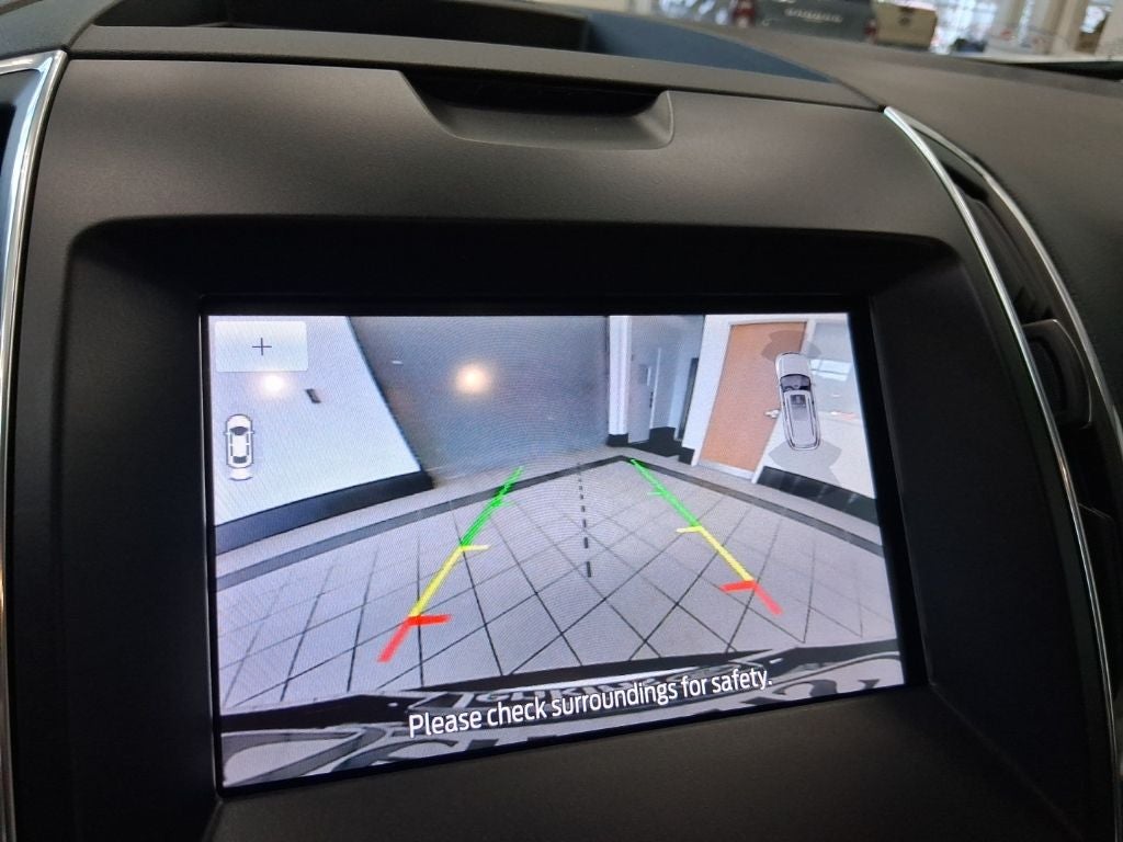 2020 Ford Edge Titanium