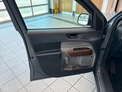2022 Ford Maverick Lariat