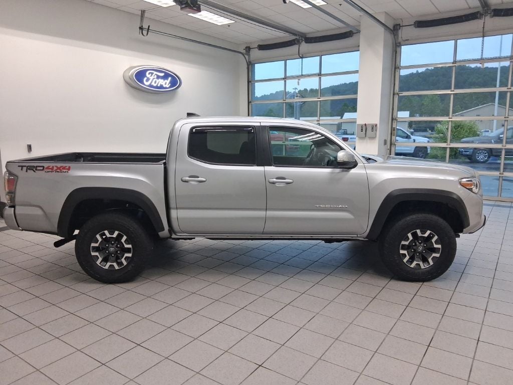 2023 Toyota Tacoma TRD Off-Road V6