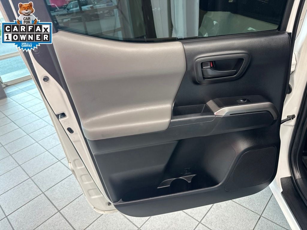 2022 Toyota Tacoma SR5 V6
