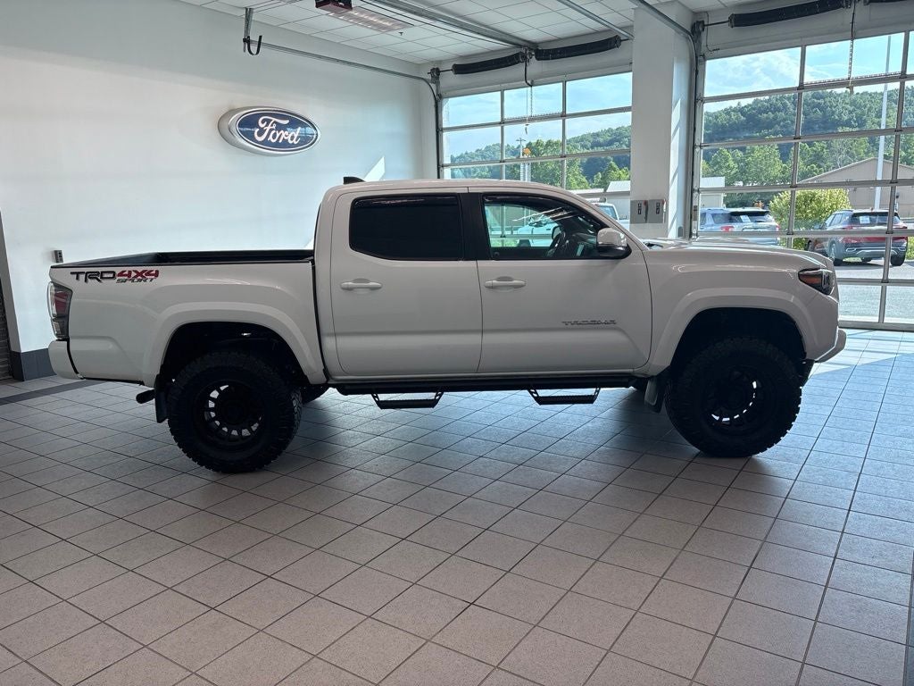 2023 Toyota Tacoma TRD Sport V6