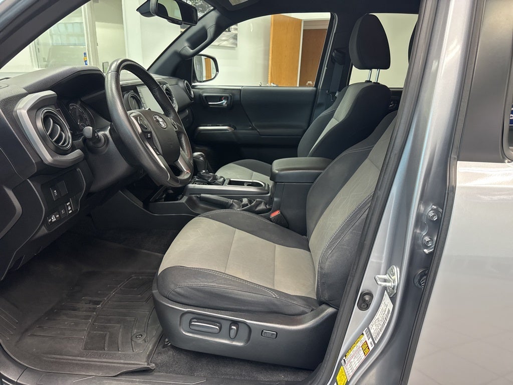 2021 Toyota Tacoma TRD Sport V6