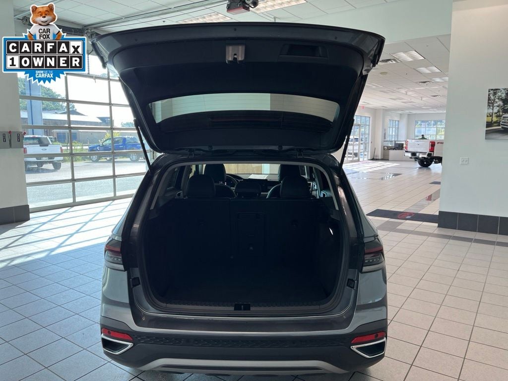 2025 Volkswagen Taos 1.5T SE