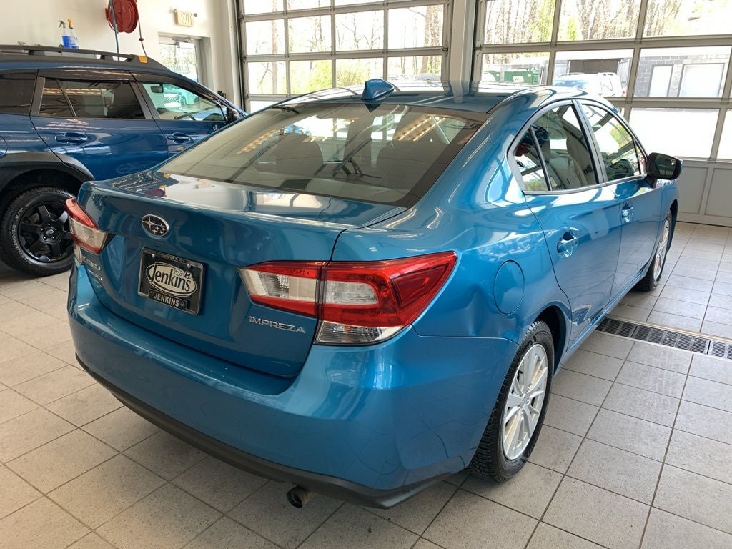2018 Subaru Impreza 2.0i Premium