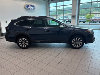 2025 Subaru Outback Touring XT