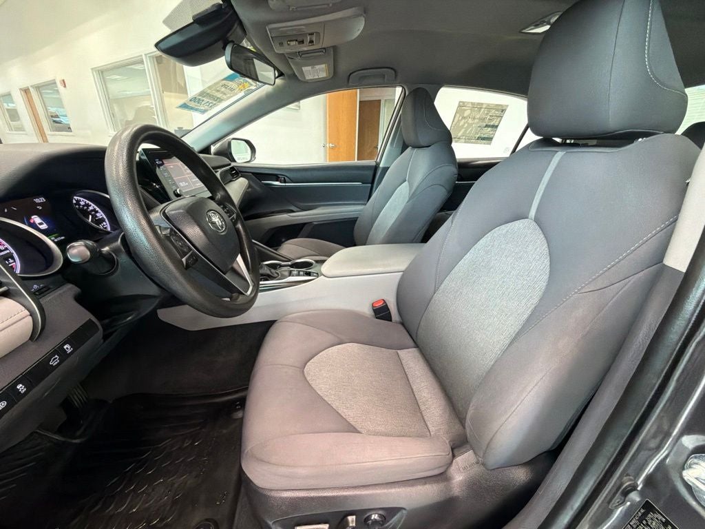 2022 Toyota Camry LE