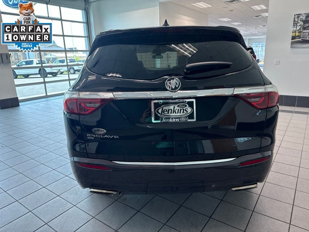 2022 Buick Enclave Essence